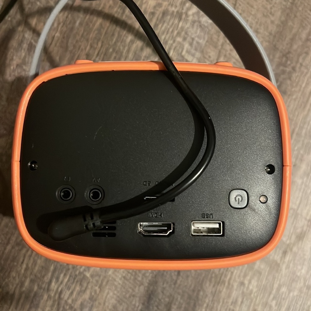 Mini projector - Picture 4 of 5